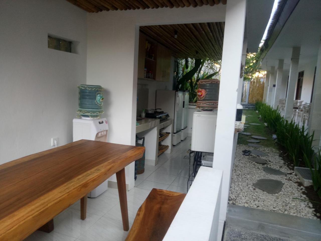 Andy Guesthouse Canggu  Ngoại thất bức ảnh